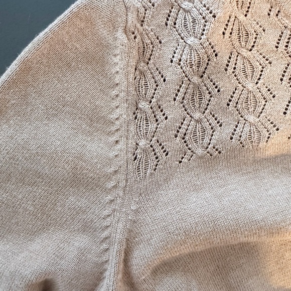 Banana Republic Beige Crewneck Sweater - Picture 4 of 7